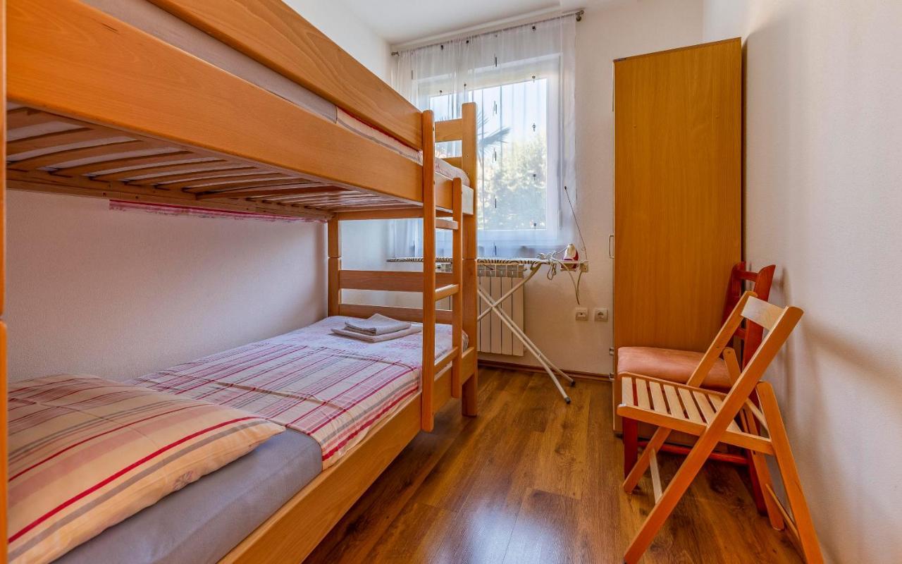 Istriensonne - Apartments Veruda Mit Grillterrasse Пула Екстериор снимка